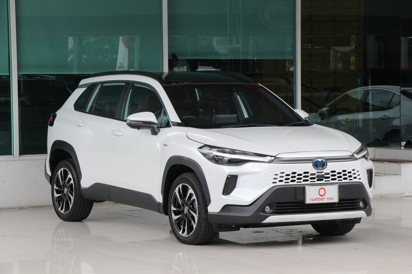 TOYOTA COROLLA CROSS ปี 2024