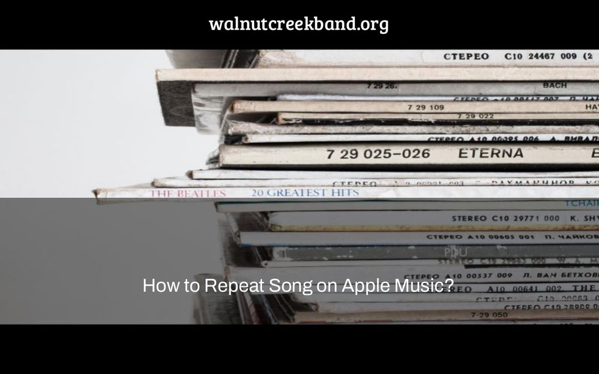 How to Repeat Song on Apple Music?