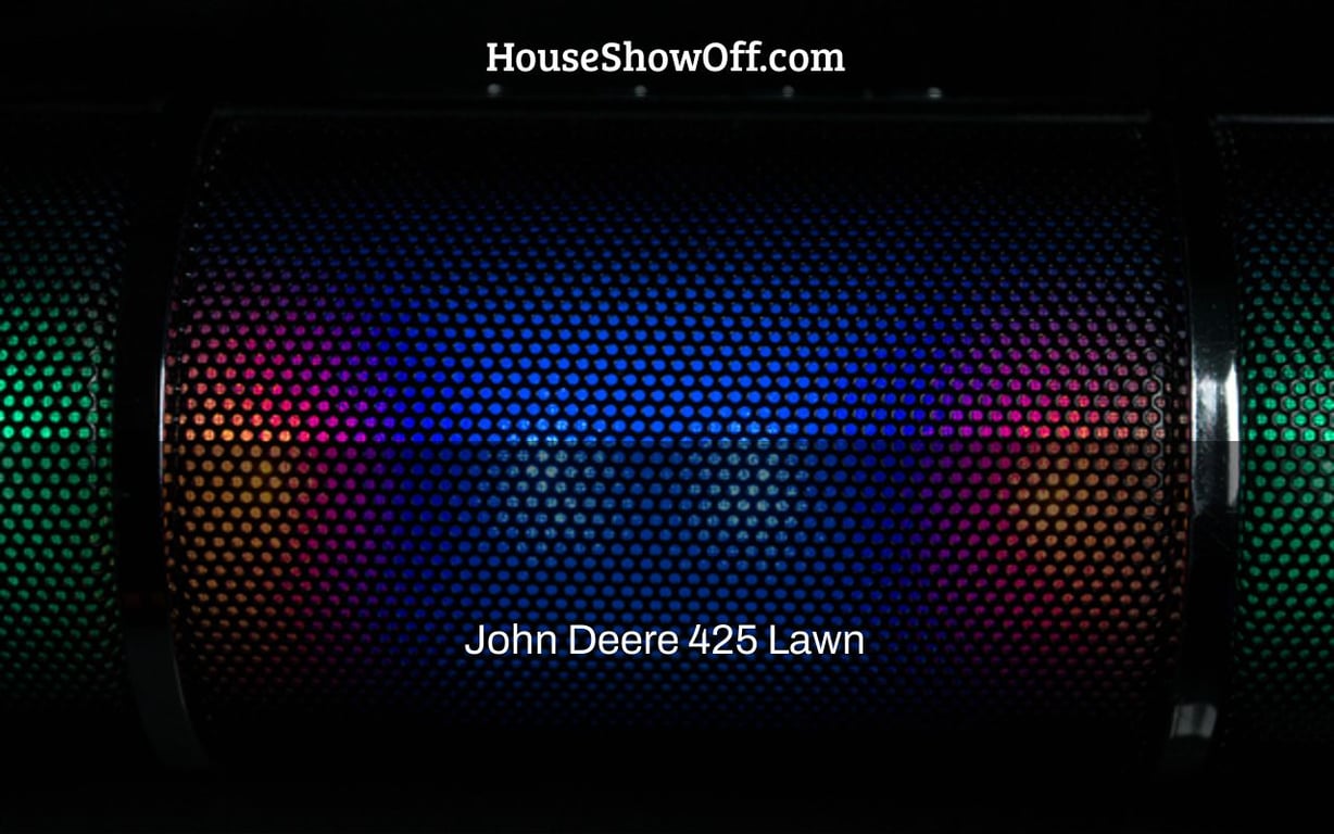 John Deere 425 Lawn & Garden Tractor