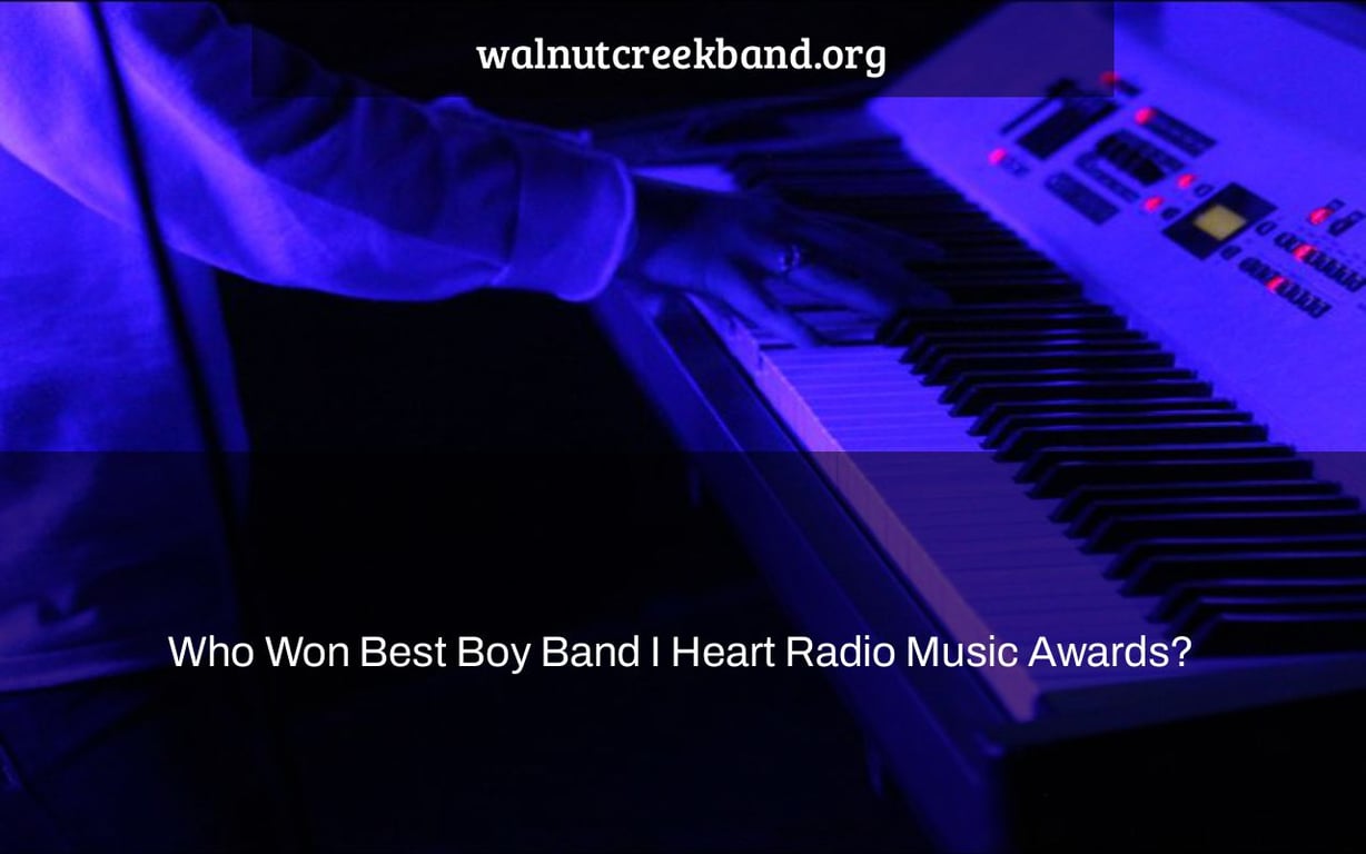 Who Won Best Boy Band I Heart Radio Music Awards?