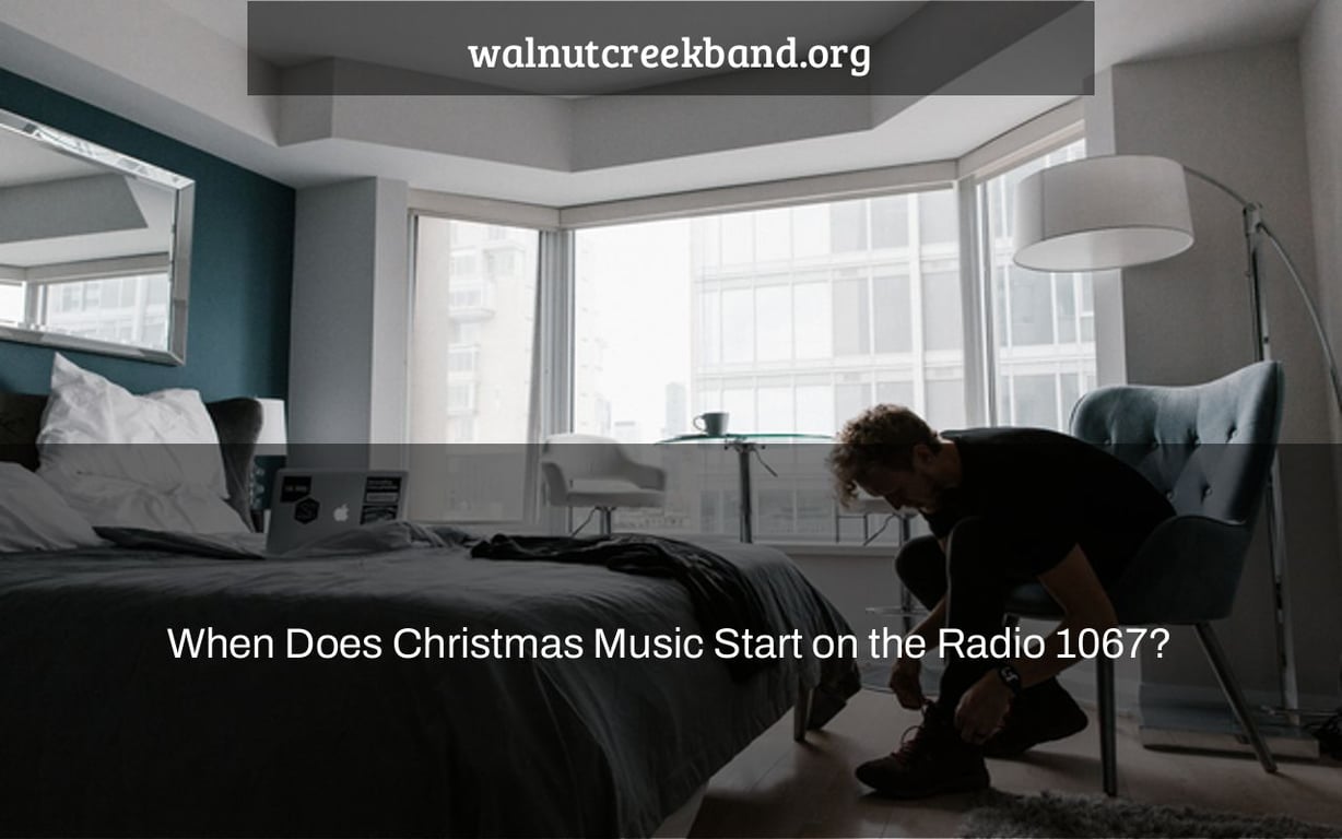 When Does Christmas Music Start on the Radio 1067?