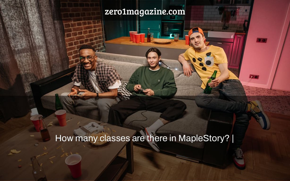 How many classes are there in MapleStory? |