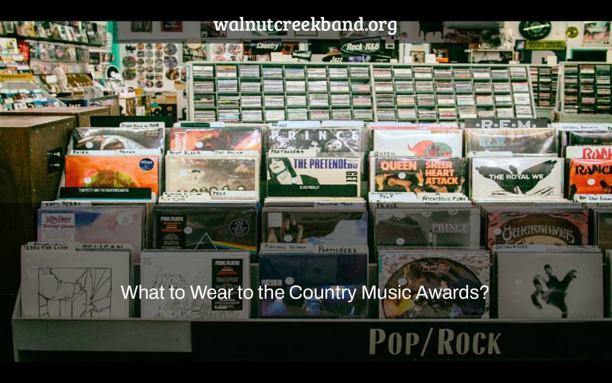 What to Wear to the Country Music Awards?