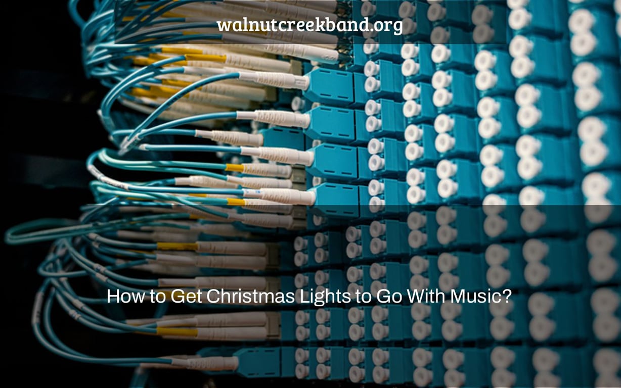 How to Get Christmas Lights to Go With Music?