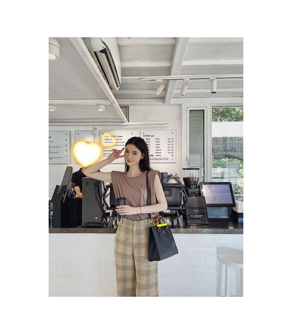 Gucci Diana Small Tote Bag Black view 9