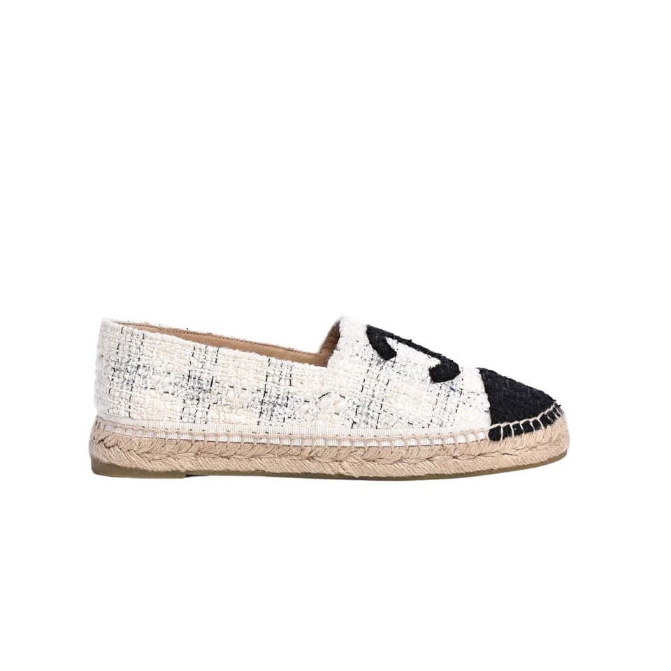 Chanel Tweed Cc Espadrilles Slip On White Blue Black view 2