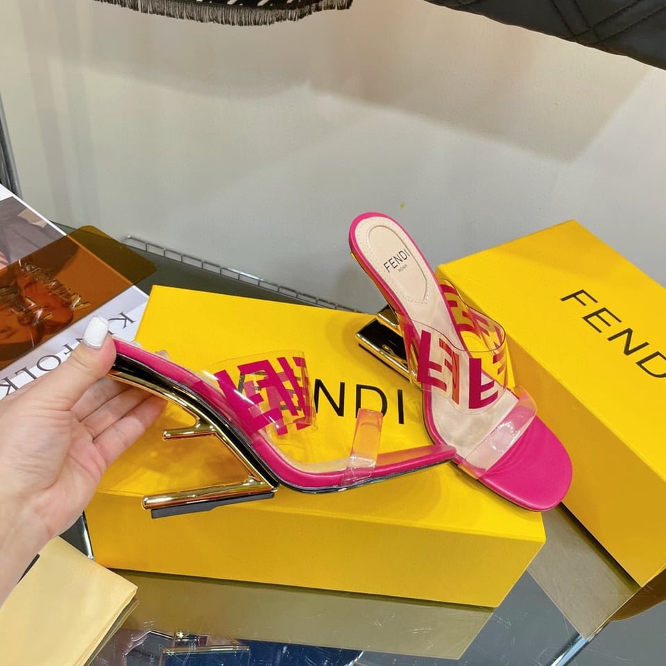 Fendi First Ff Transparent Plastic Handle Pink view 3