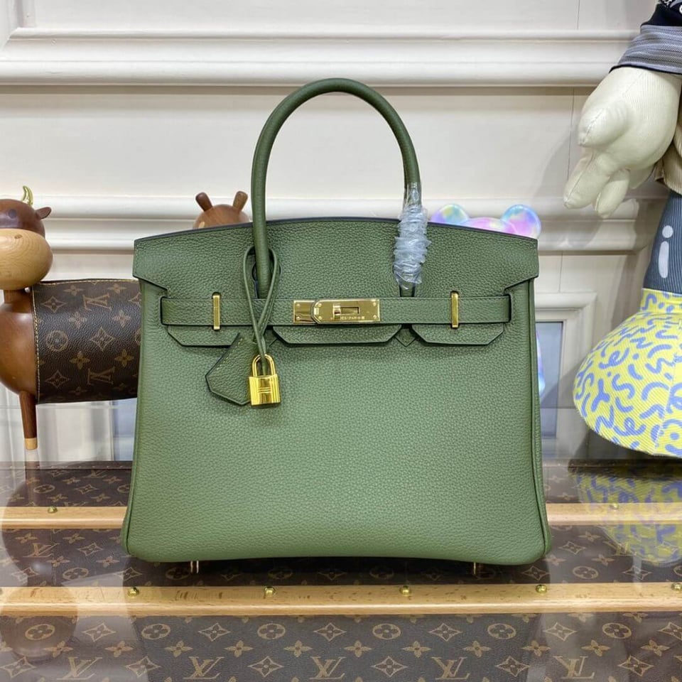 Hermes Birkin 30 Bag Vert Foret Gold Hardware Togo Leather view 3