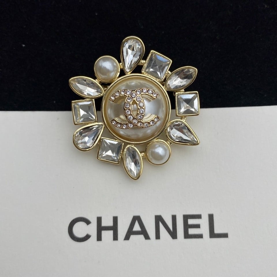 Chanel Cc Crystal Pearl Brooch view 2