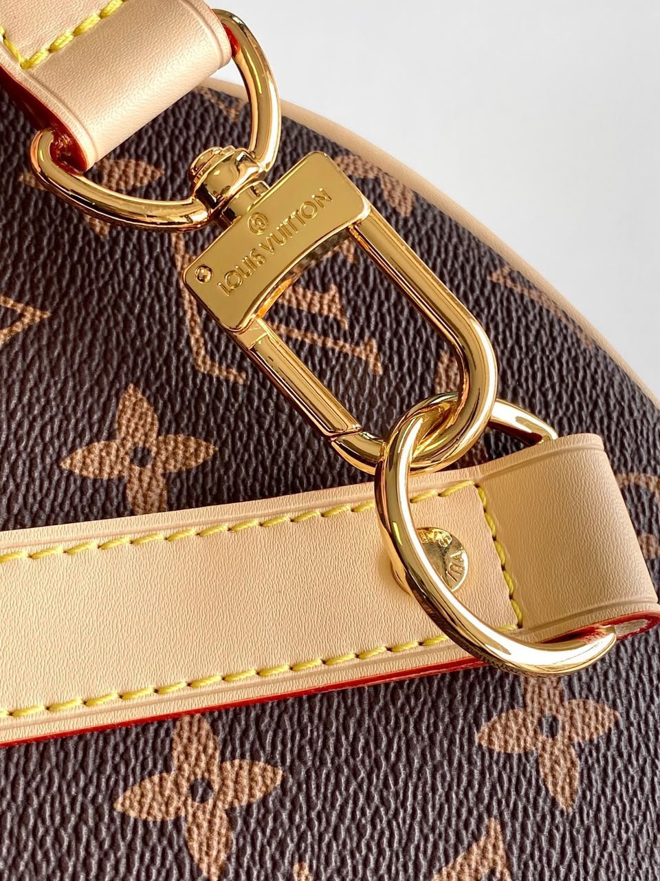 Louis Vuitton Keepall Bandoulière Bag LV x TM 45cm/17.7in Monogram Canvas M14182 view 8