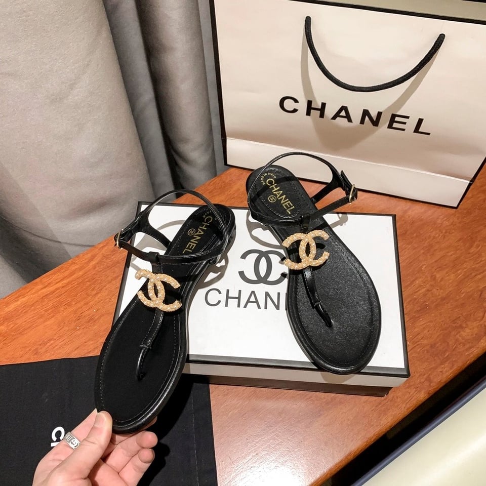 Chanel Gold Pearl Cc Logo Thong Sandals Black view 4