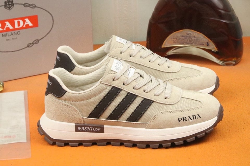 Prada Men?S Sneakers Suede With Stripe Beige view 3