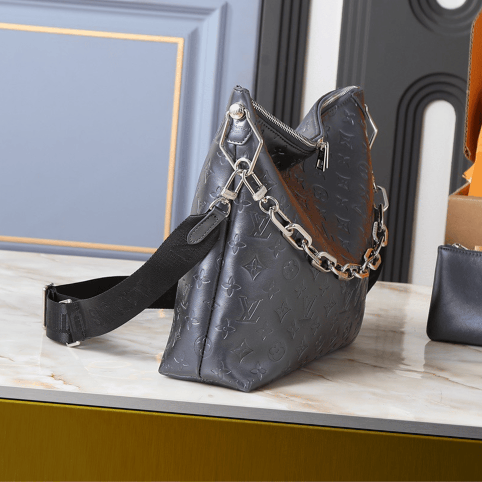 Louis Vuitton Coussin Hobo M26231 38cm/15in view 4