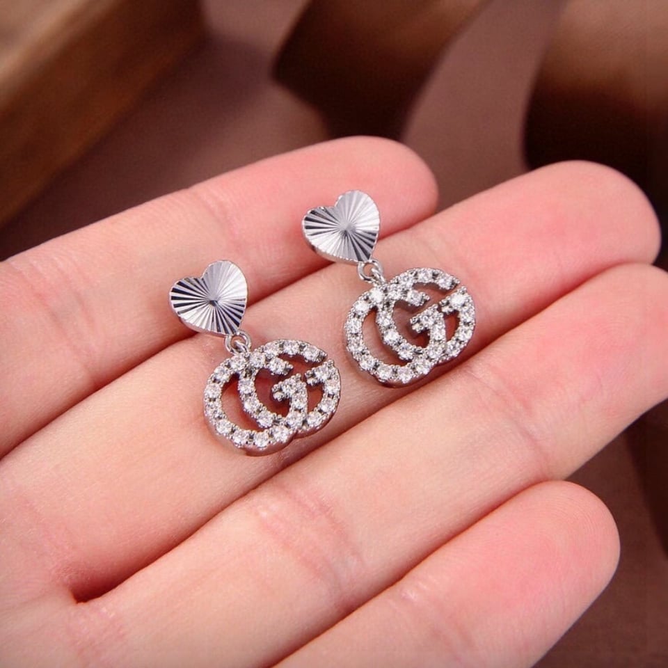Gucci Gg Heart Earrings Silver With Crystals view 4