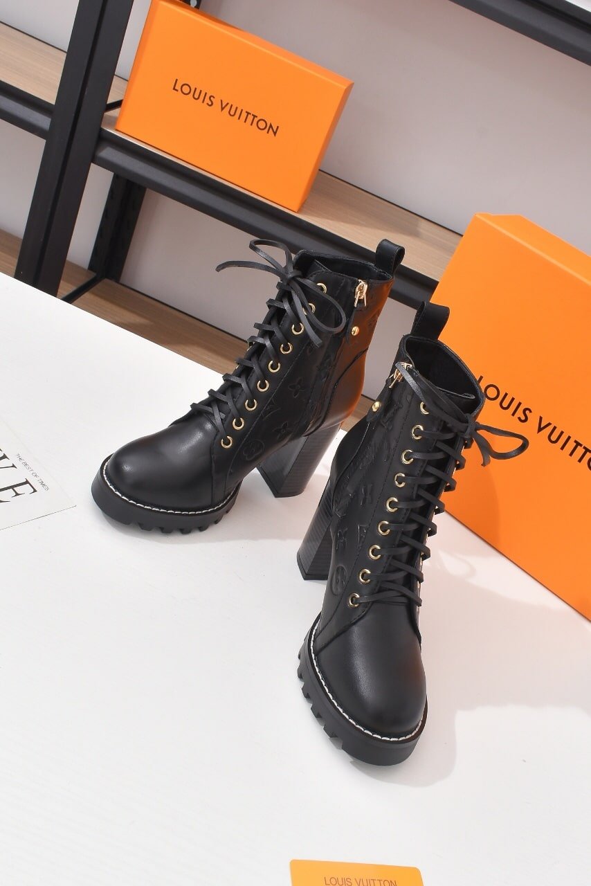 Louis Vuitton Star Trail Boots Black 1Ach0H view 4