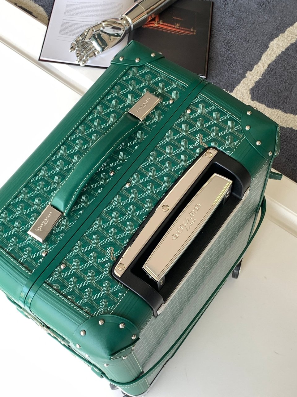 Goyard 50cm view 7