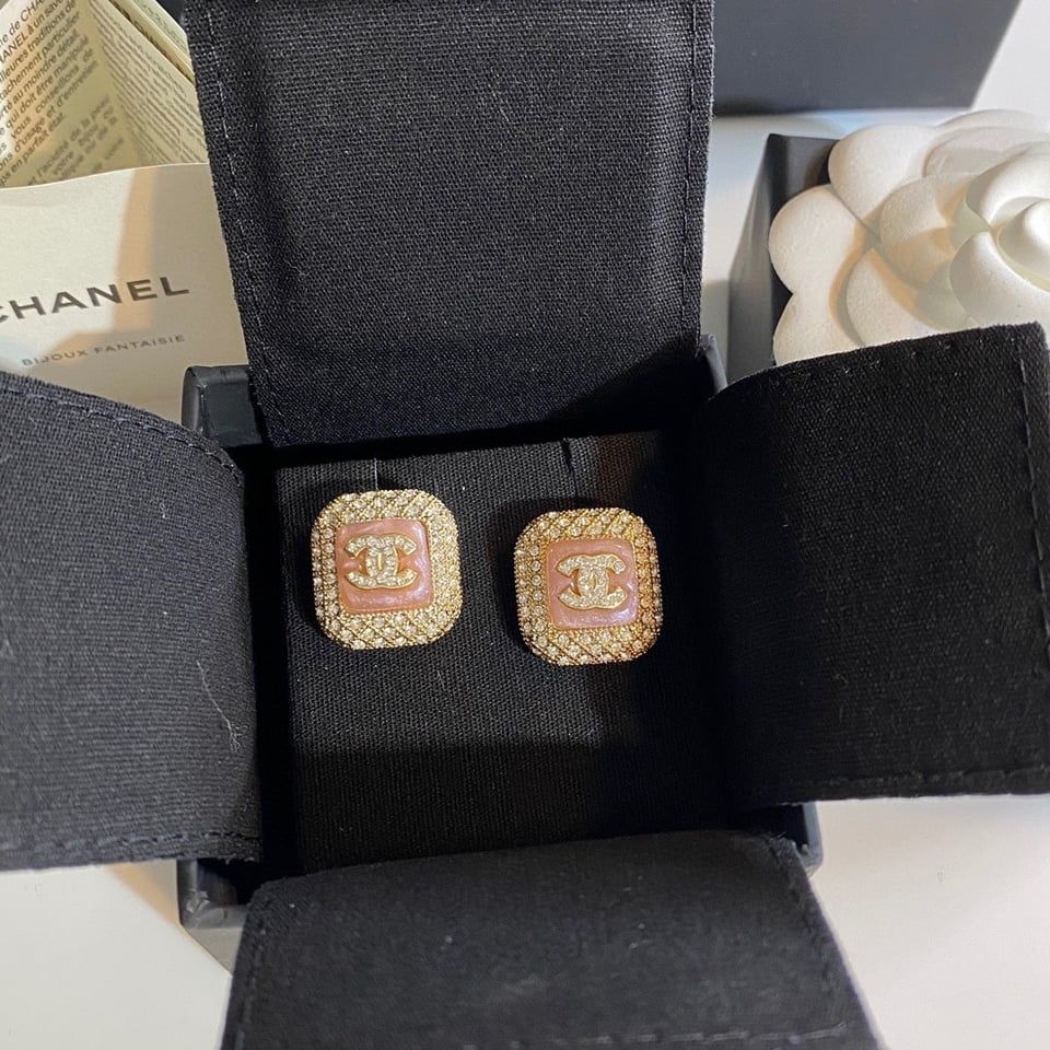 Chanel Earrings view 4