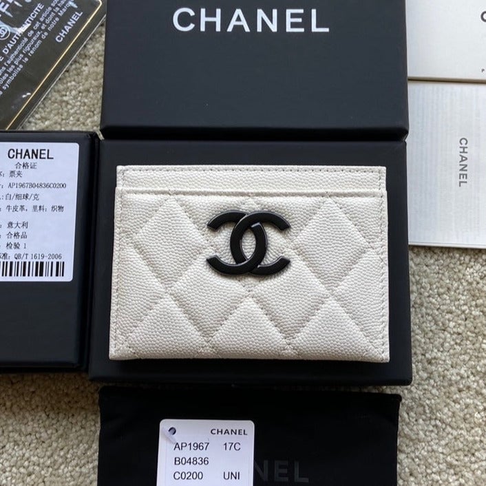 Chanel Card Holder 11Cm White Caviar Black Hardware view 2