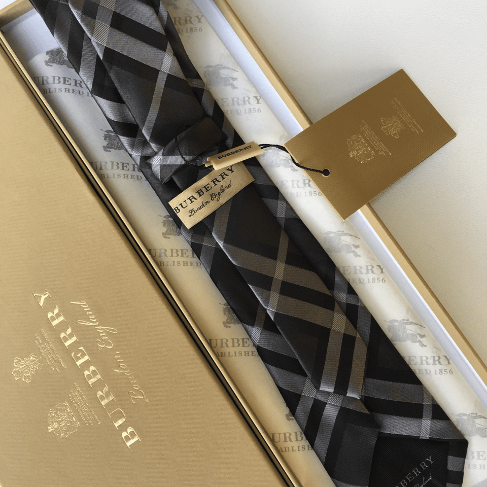 Burberry Grey Luxe Check Silk Tie For Men view 7