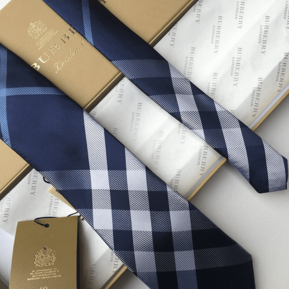 Burberry Navy Nova Check Silk Tie For Men view 6