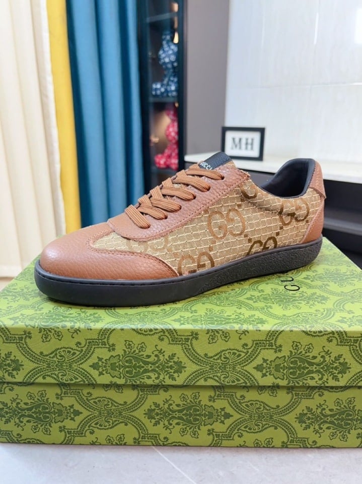 Gucci Gg Canvas And Leather Low Top Sneakers Brown view 10