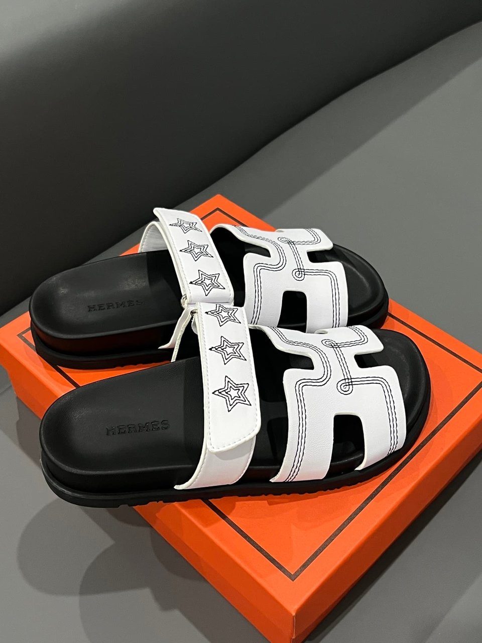 Hermes Chypre Sandal Star Stitched Blanc White view 9