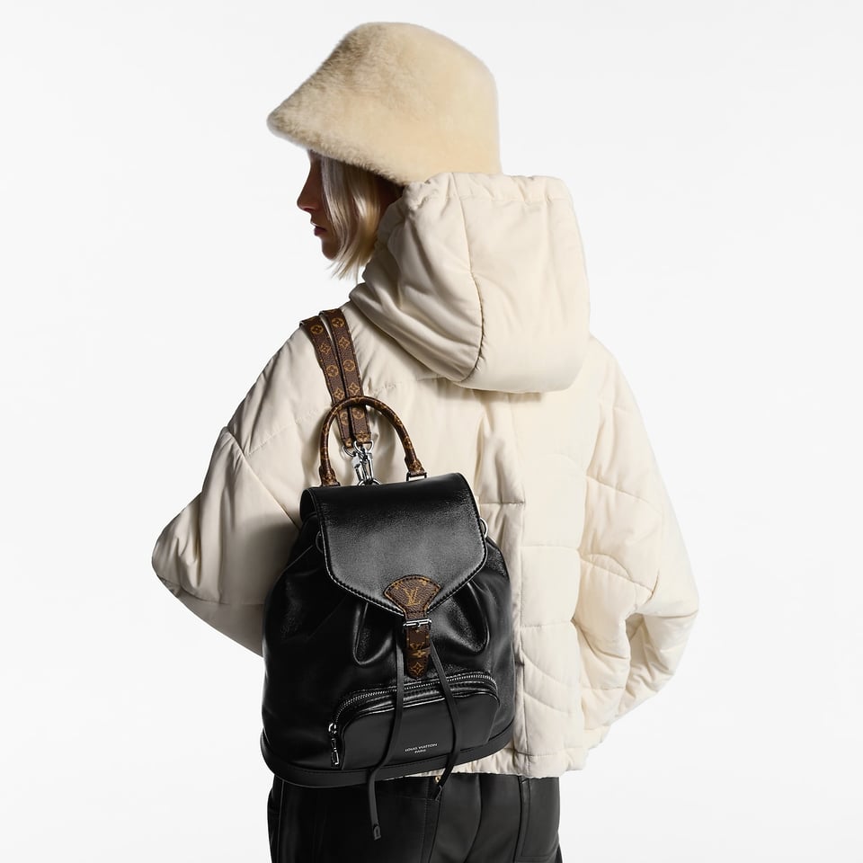 Louis Vuitton Montsouris Vibe Pm M12587 view 7