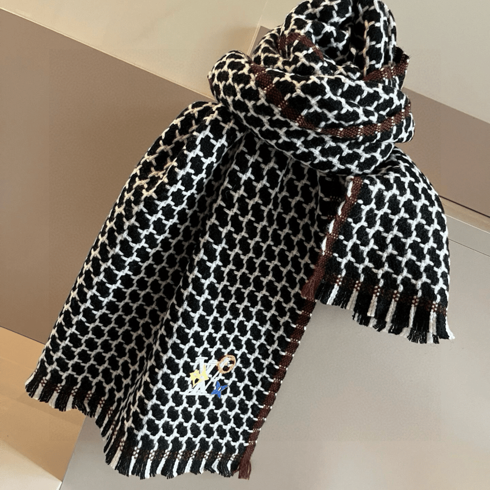 Louis Vuitton Damier Check Cashmere Scarf Black For Women 190cm view 3