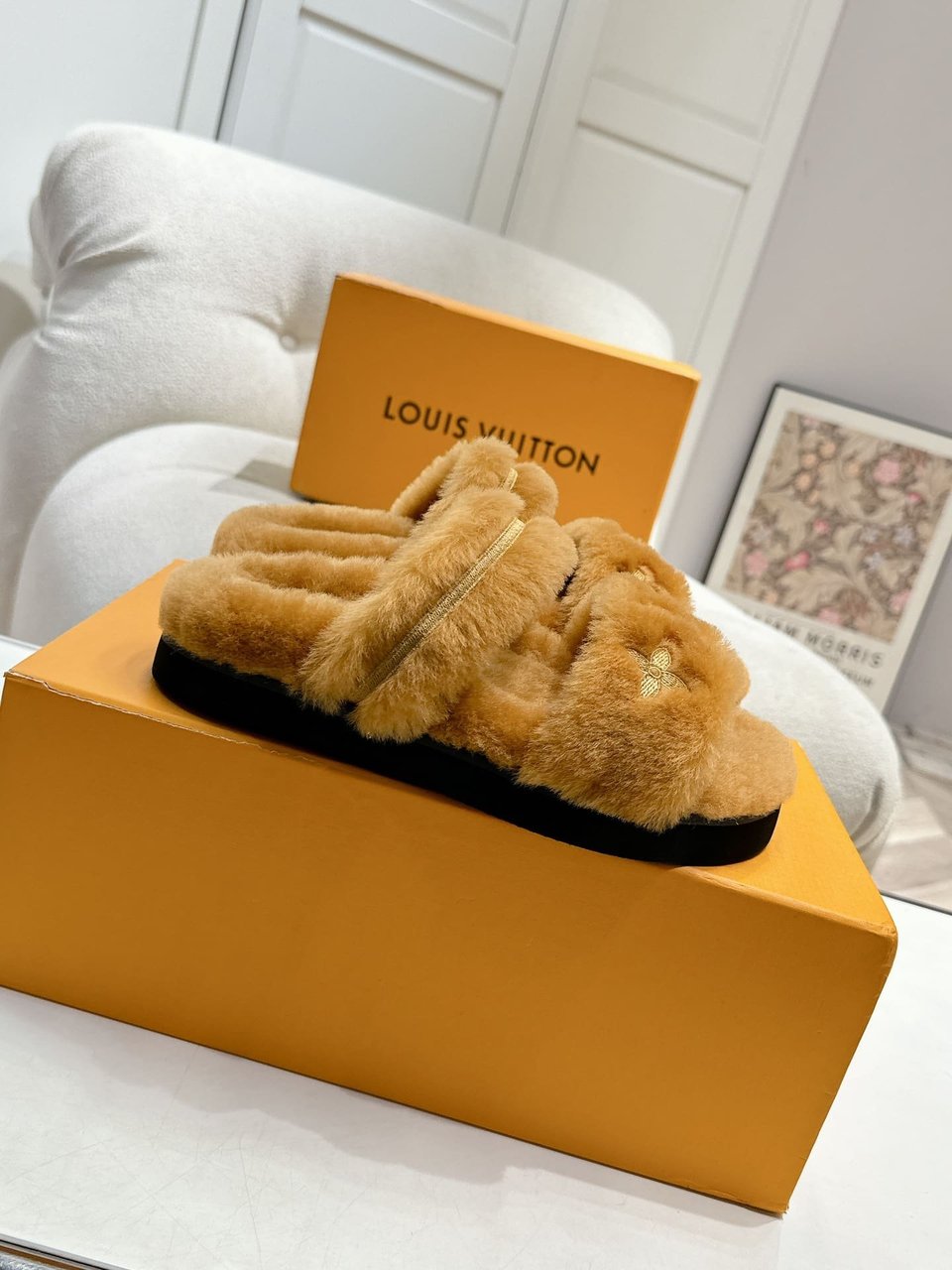 Louis Vuitton Lv Sunset Flat Comfort Mule Shearling Brown view 3
