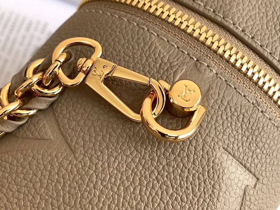 Louis Vuitton Vanity Pm Dune 19cm/7.5in view 8