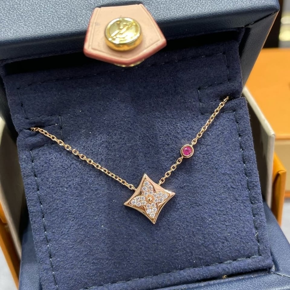 Louis Vuitton Color Blossom Qixi Limited Edition Bb Star Pendant Necklaces view 2