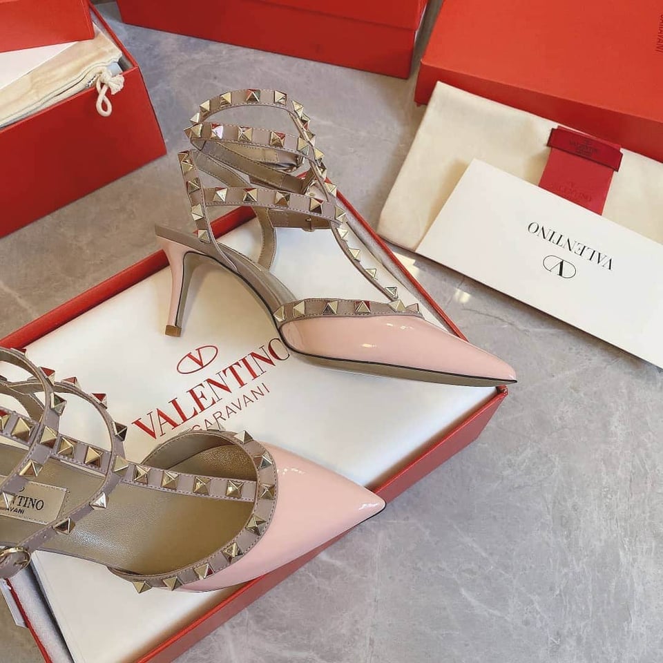 Valentino Garavani Patent Rockstud Caged Pump Pink view 6