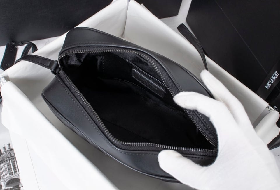 Saint Laurent Lou Camera Bag In Quilted Black Noir Leather 23Cm view 8
