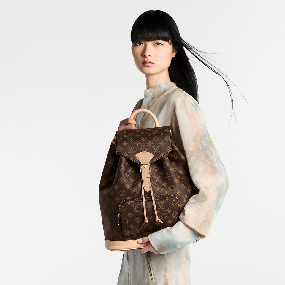 Louis Vuitton Montsouris Mm M11197 view 6