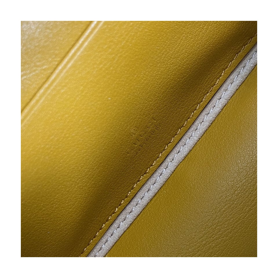 Gucci Interlocking G Mini Bag in Yellow Leather view 11
