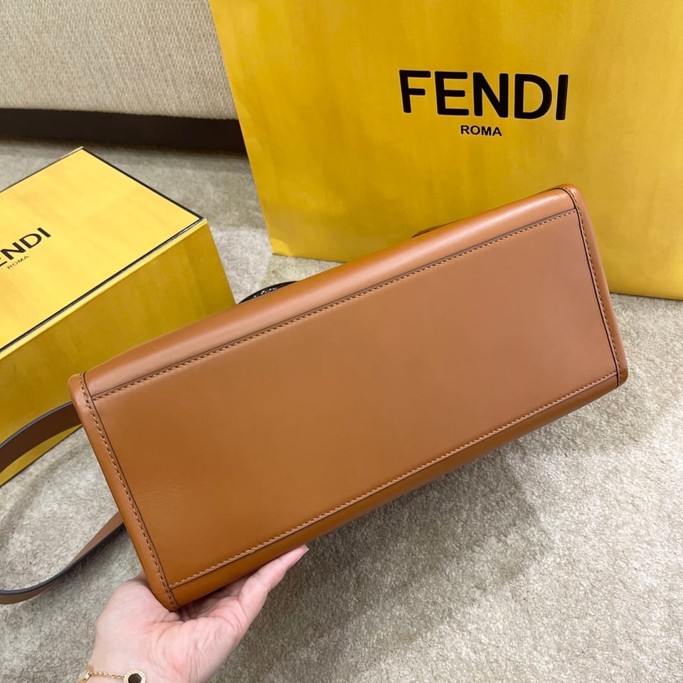 Fendi Sunshine Medium Leather Brown Shopper 35Cm view 8