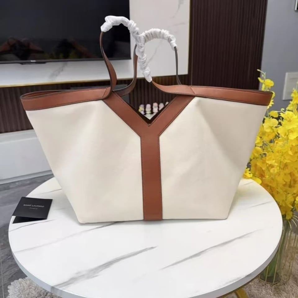 Saint Laurent Y Tote In Leather Bag White view 3