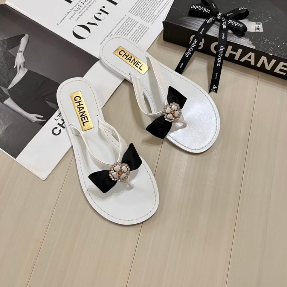 Chanel Thong Slide White Camellia Cc Logo Bow White view 8