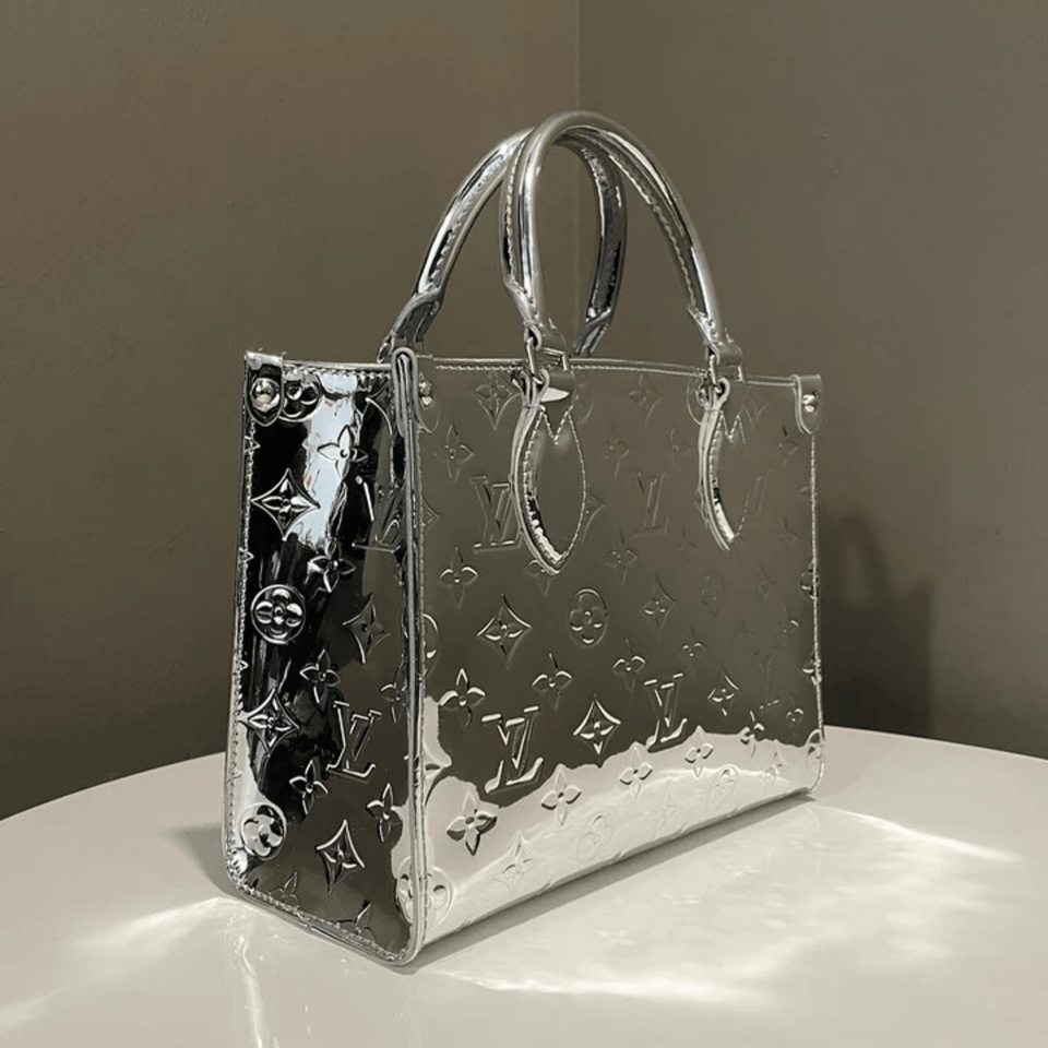 Louis Vuitton Mirror Shine 25cm/9.8in For Women M26373 view 4