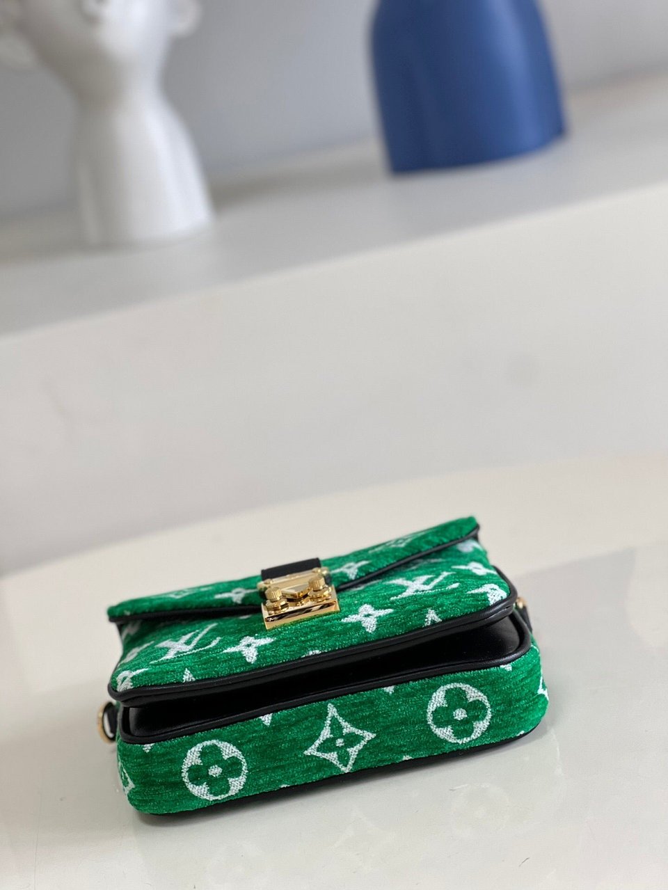 Louis Vuitton Micro M Tis 14Cm Green view 5