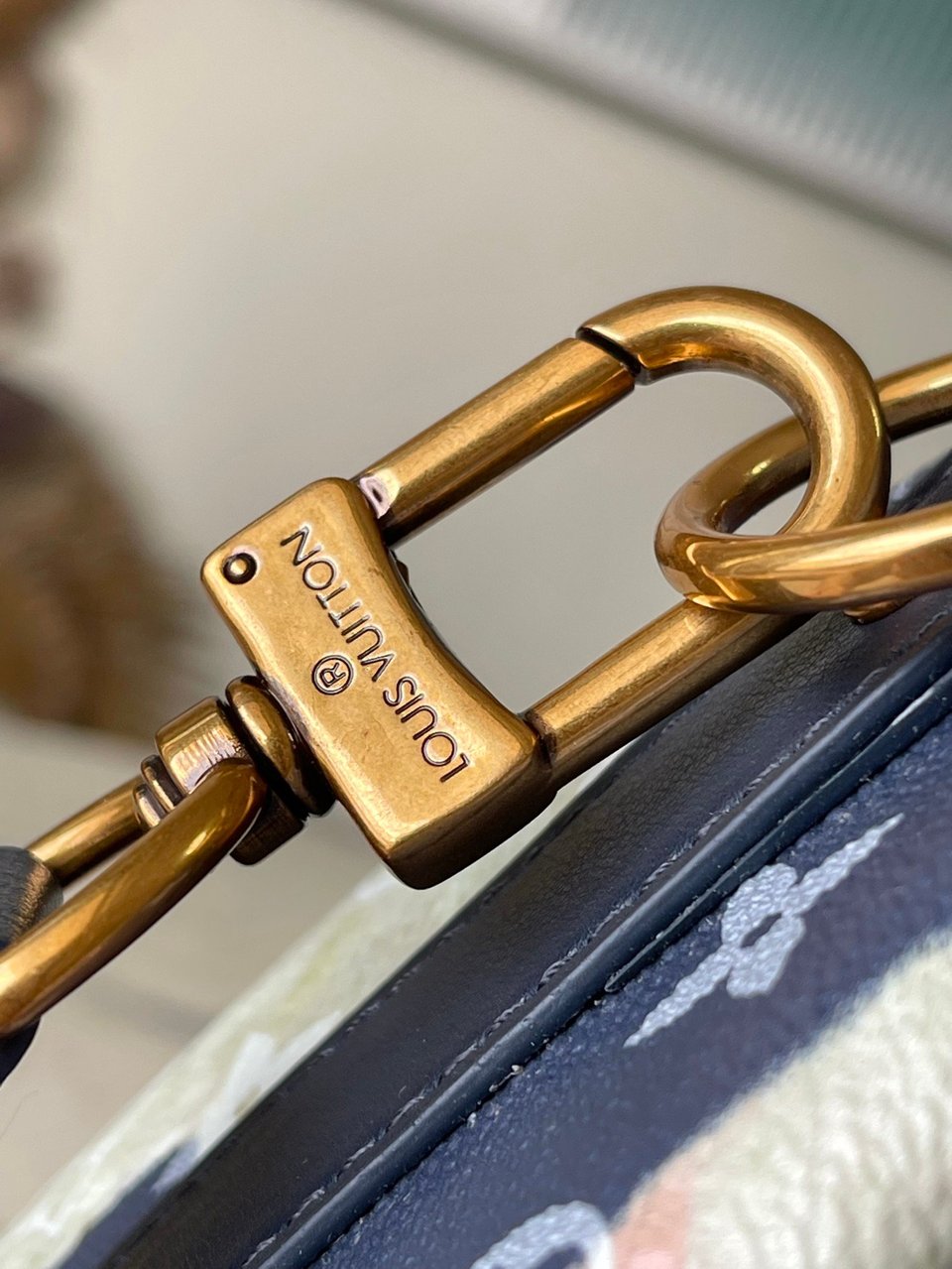 Louis Vuitton LV Keepall 25 Good Quality Blue 25cm M46804 view 9