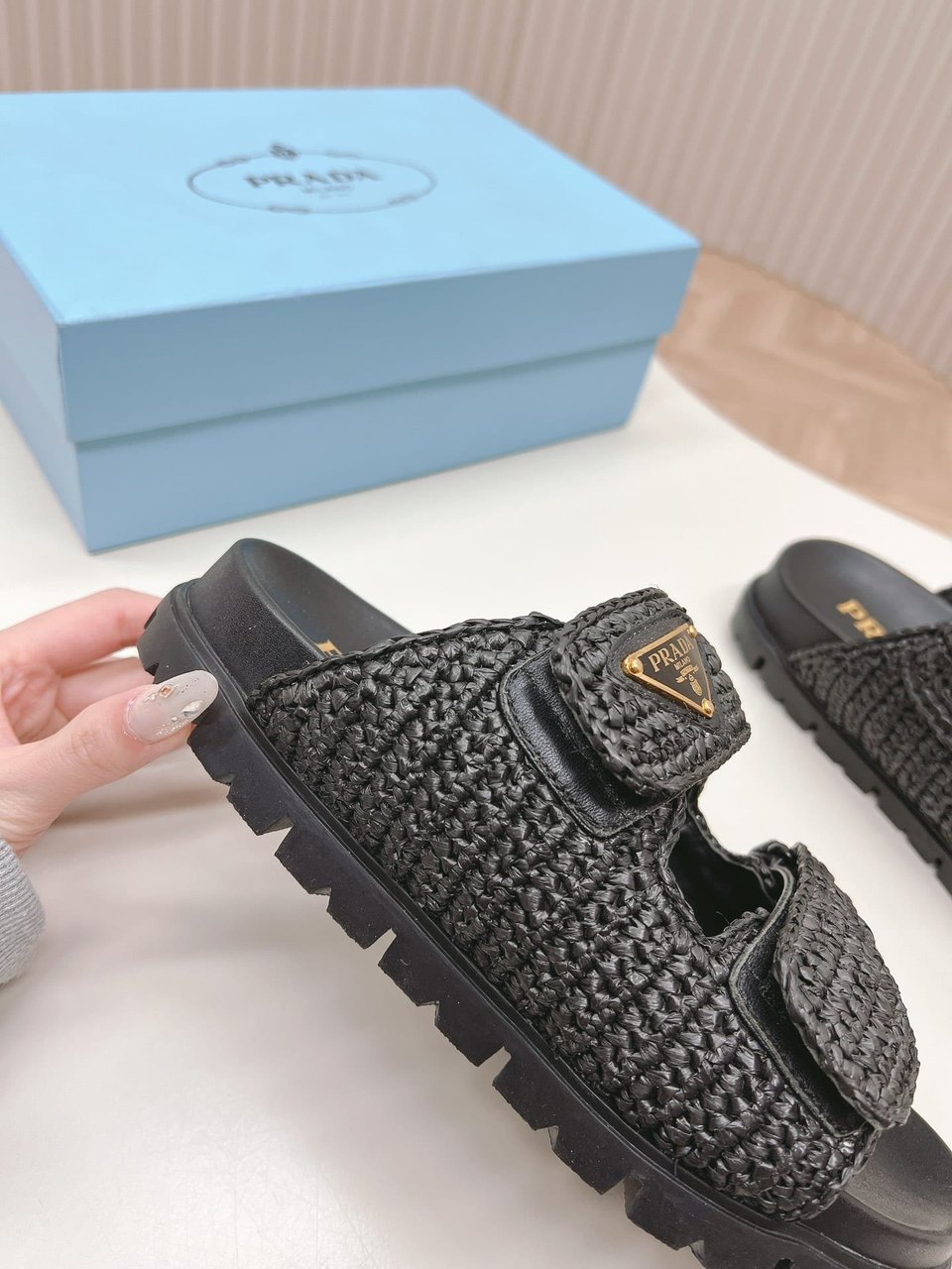 Prada Fussbett Raffia Dual Buckle Slide Sandals Black view 4