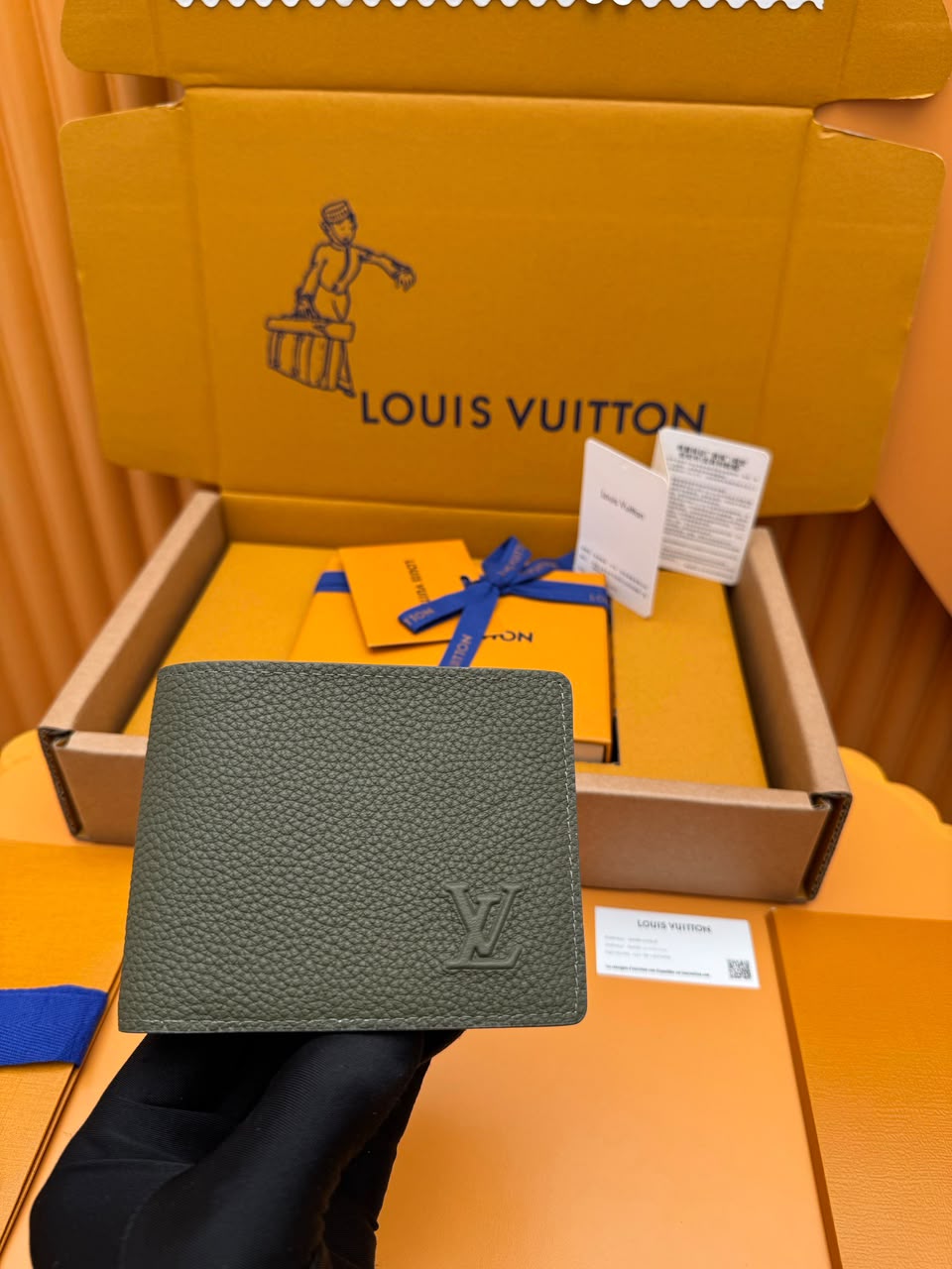 Louis Vuitton Multiple Wallet For Men 12cm M81734 view 6
