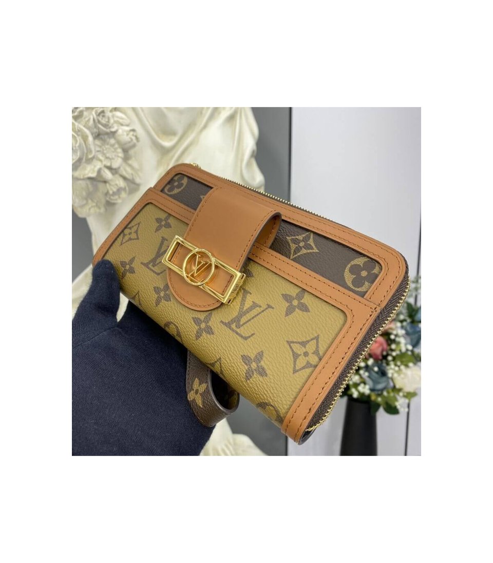 Louis Vuitton Dauphine Zippy Wallet view 4