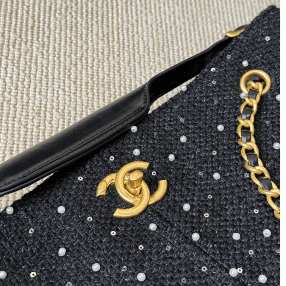 Chanel Bucket Style Hobo Bag 35cm/13.8in view 9