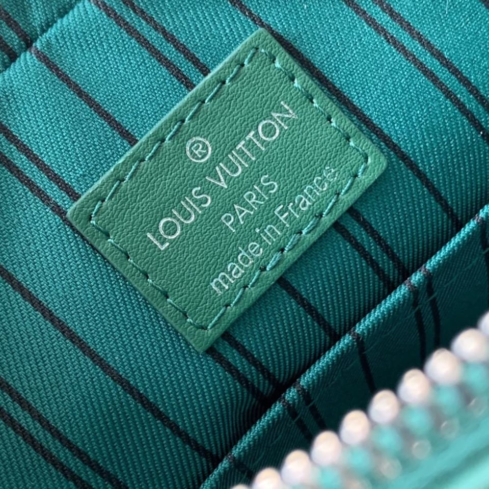 Louis Vuitton Trio Messenger Bag Green 25Cm M12766 view 11