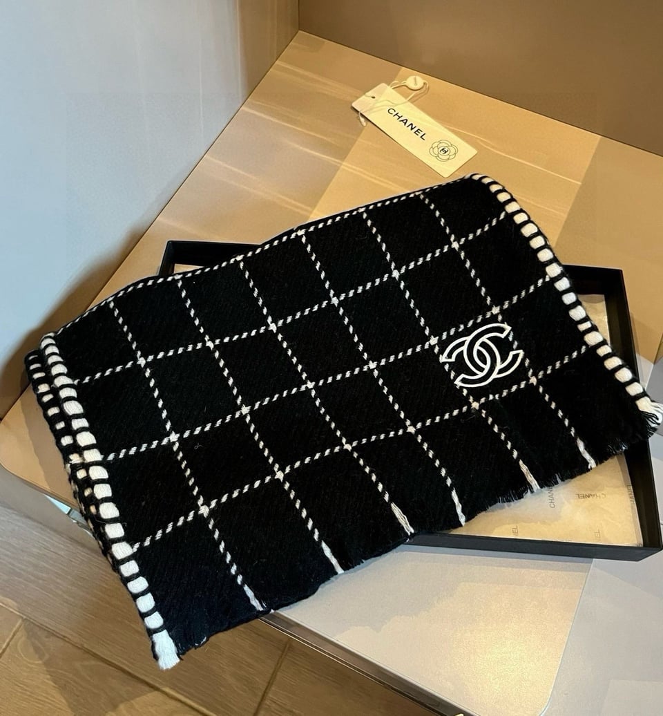 Chanel Cashmere Scarf Checkered Black For Women 185cm view 6