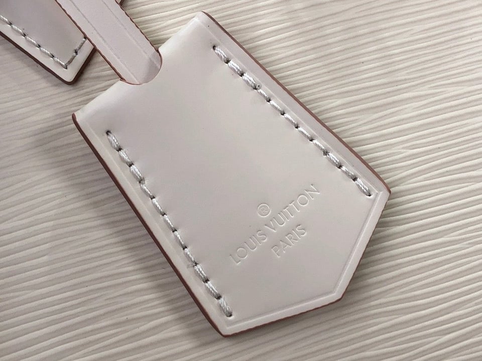 Louis Vuitton Alma Bb 23Cm view 4