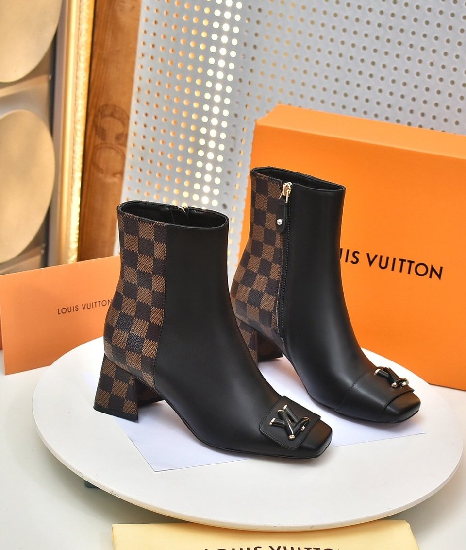 Louis Vuitton Shake Ankle Boots Black And Brown view 8