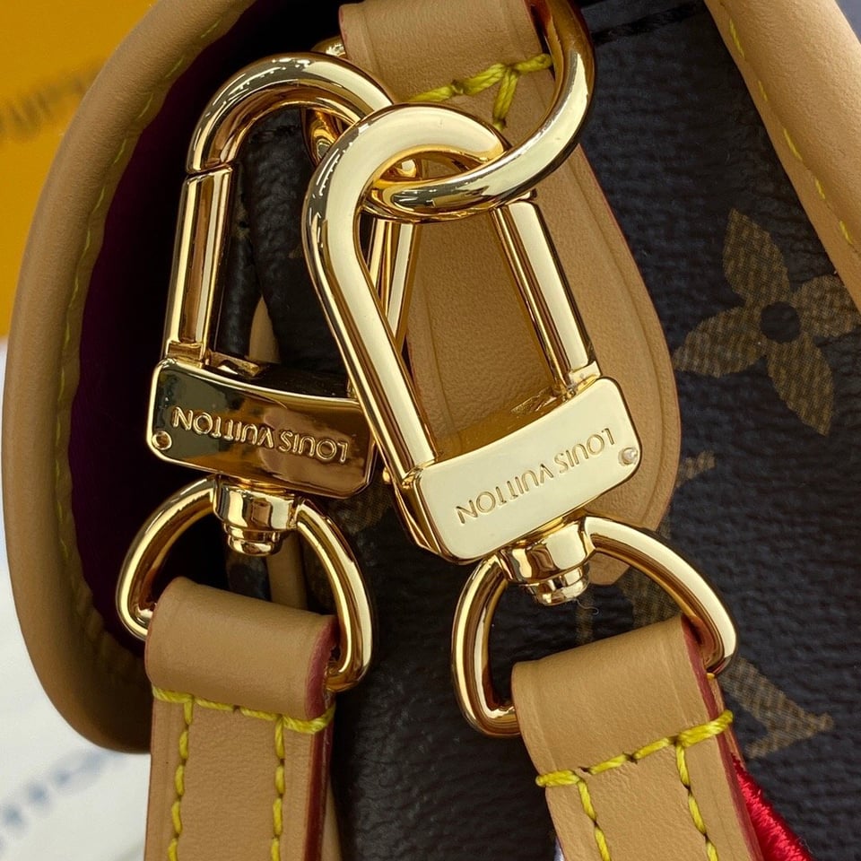 Louis Vuitton Diane Fuchsia M46049 view 9